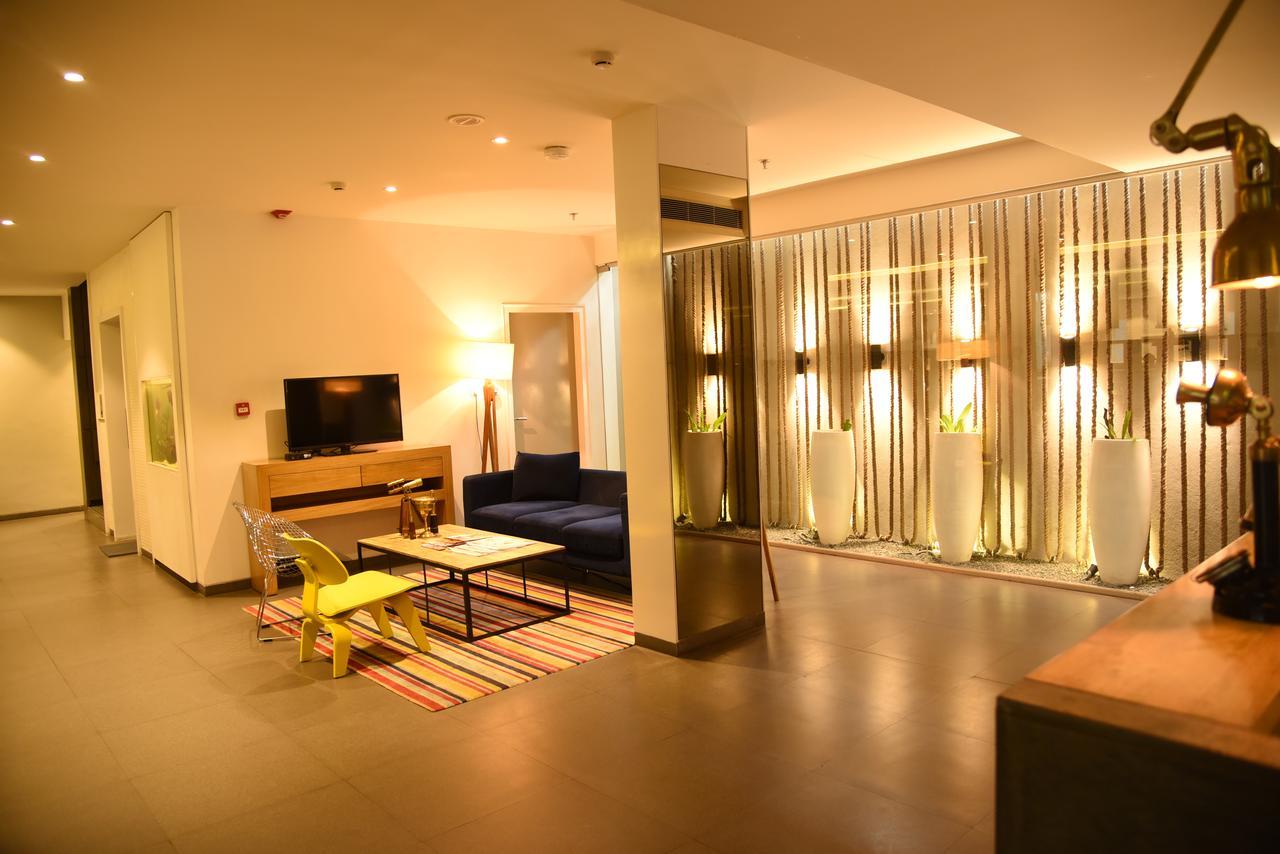 The Port Hotel Βιζαχαπατνάμ Εξωτερικό φωτογραφία